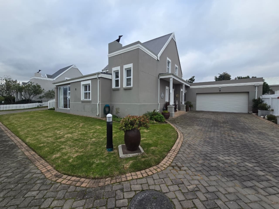 3 Bedroom Property for Sale in Kingswood Golf Estate Western Cape